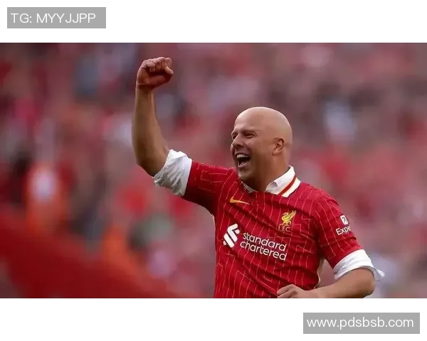 埃佛顿与利物浦激战正酣比分揭晓引发球迷热议