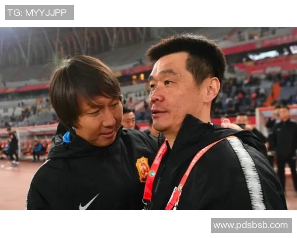 周磊专访：从青涩少年到足球明星的成长之路回顾